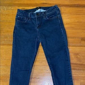 Women’s skinny jeans